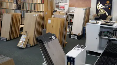 Parkett_Ausstellung_Wittlake_Braunschweig_(2)